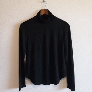 NWOT Banana Republic Black Turtleneck